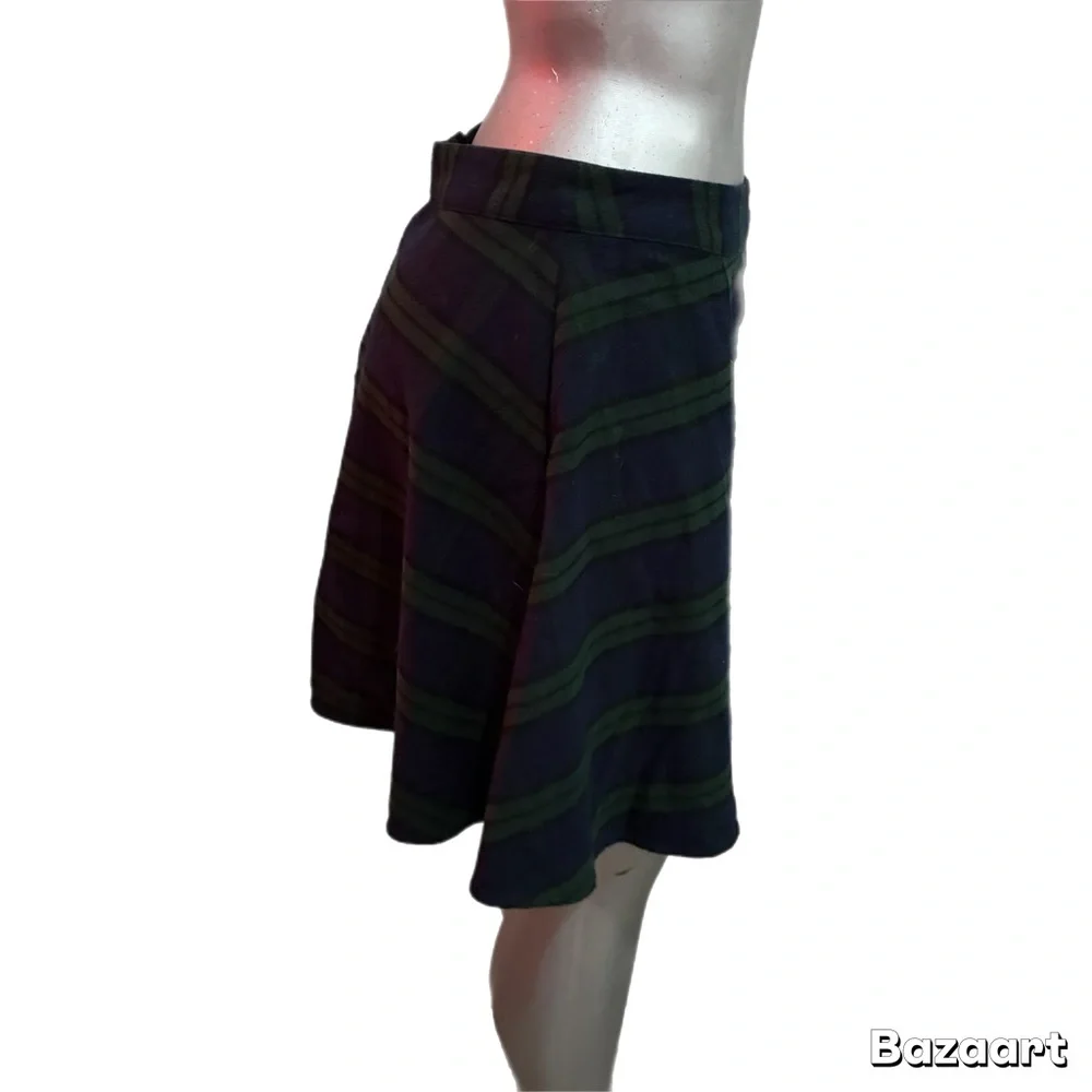 Old Navy Plaid Mini Skirt Green/Black Dark-Academia A-line Preppy Size 6 Small